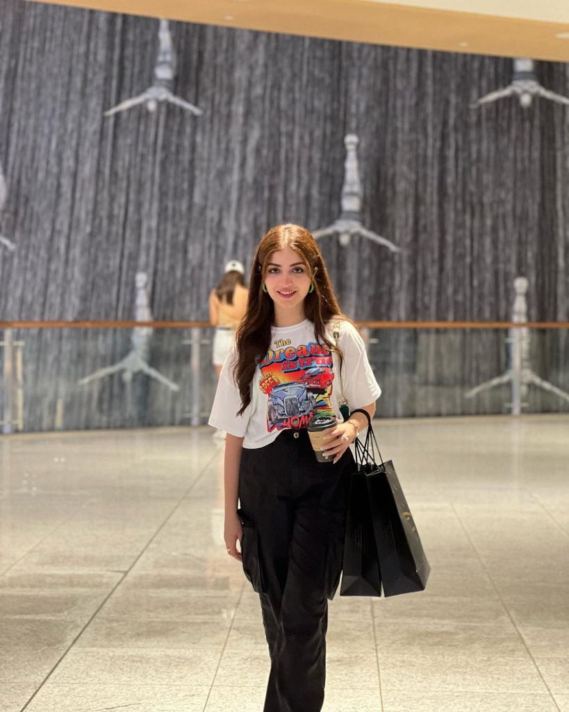 Lovely Pictures Of Kinza Hashmi From Dubai and Istanbul Trip Kinza Hashmi 12 819x1024 1
