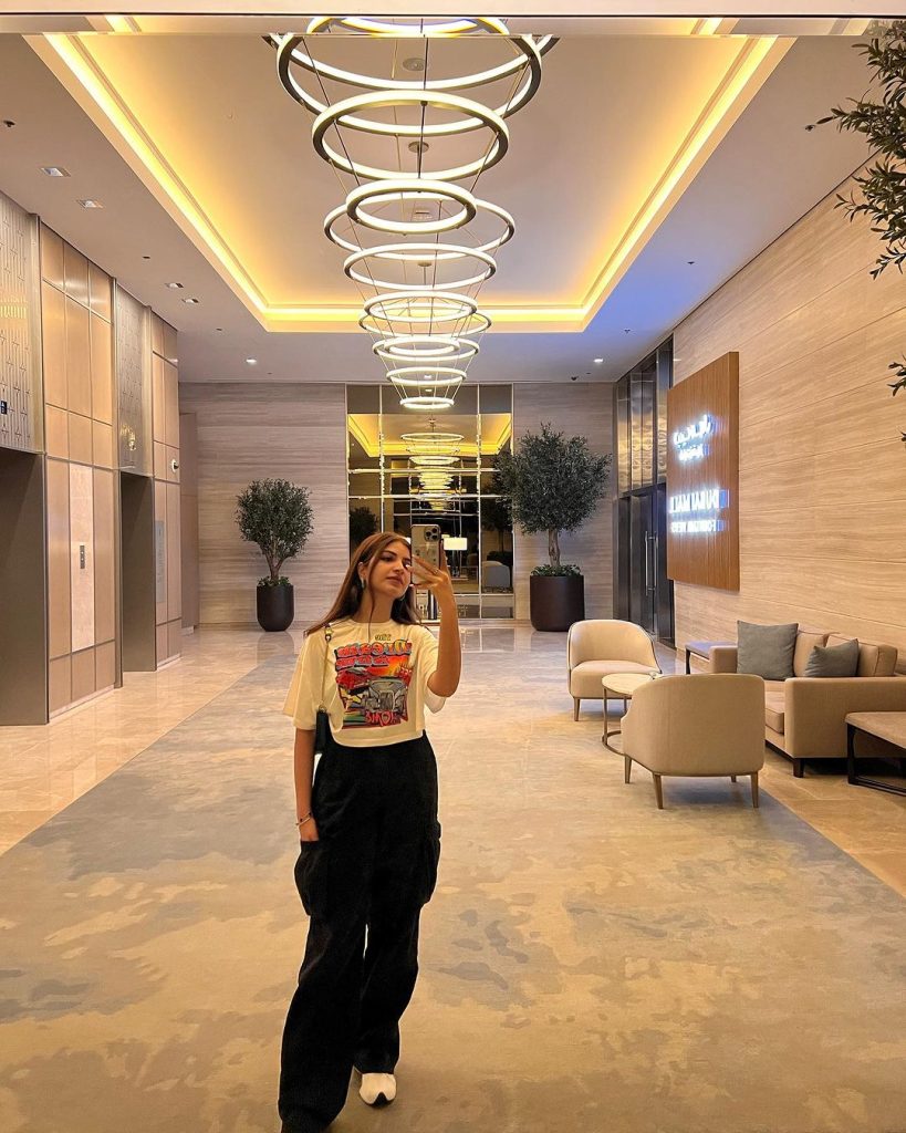 Lovely Pictures Of Kinza Hashmi From Dubai and Istanbul Trip Kinza Hashmi 13 819x1024 1