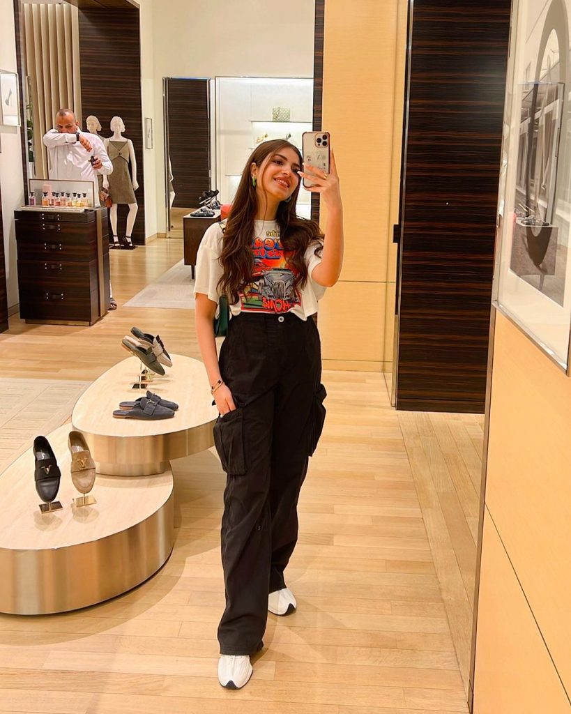 Lovely Pictures Of Kinza Hashmi From Dubai and Istanbul Trip Kinza Hashmi 18 819x1024 1
