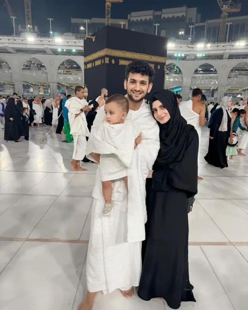 Maaz Safdar Biography (Age, Wife, Net worth, Height) Maaz Safdar Biography (Age, Wife, Net worth, Height)