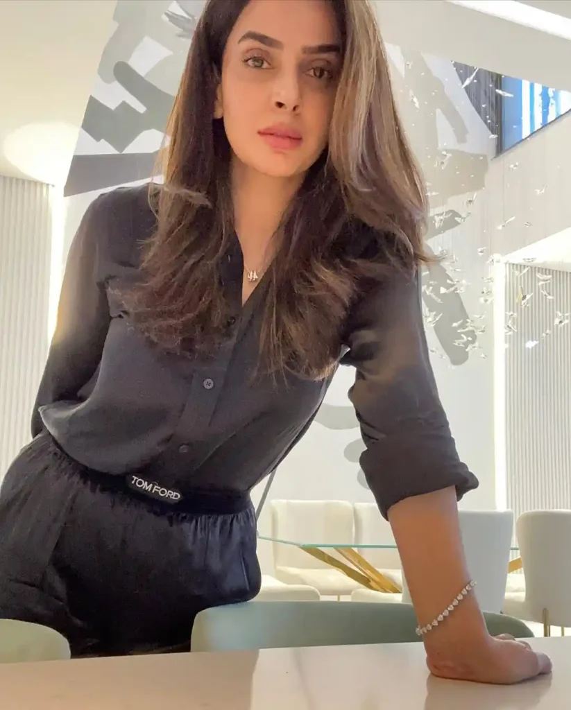 Saba Qamar Biography (Age, Husband, Career, Net-worth) Saba Qamar Husband