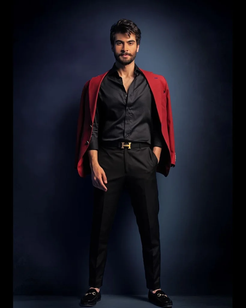 Haroon Kadwani Biography (Age, Family, Wife, Net Worth) Haroon Kadwani Biography (Age, Family, Wife, Net Worth)